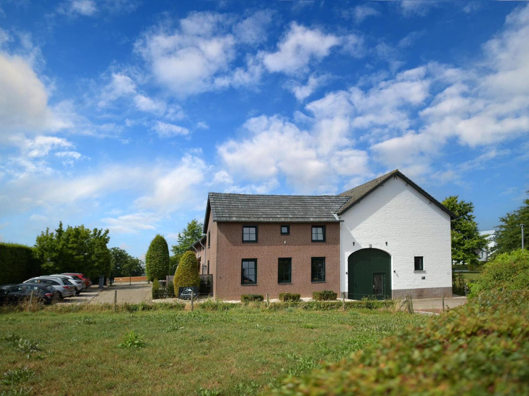 Вилла Attractive Farmhouse In South Limburg With Terrace Klimmen Экстерьер фото